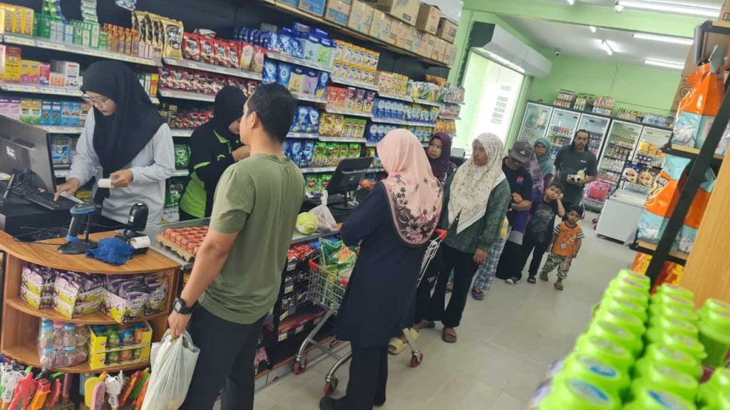 Malaysia customer requires customized personal supermarket